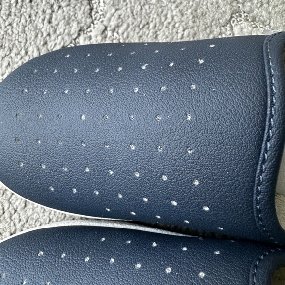 Beautiful Inblu anti shock made in Italy slip on Navy Blue clog Size 35 EU 5 USA - Picture 9 of 14